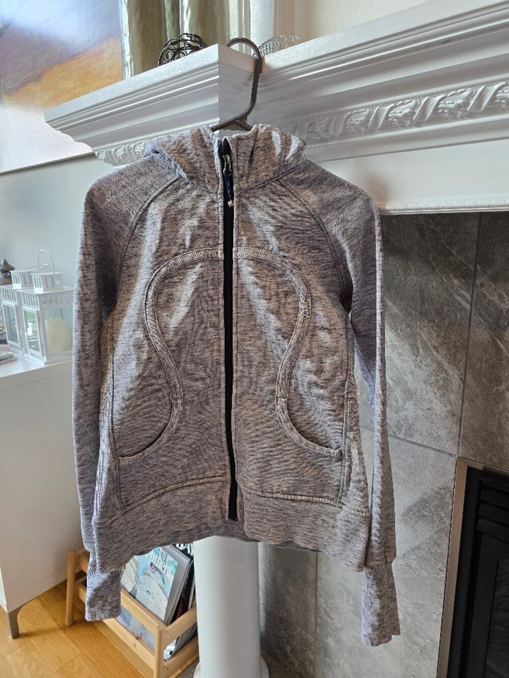 Lululemon Athletica Scuba full zip up Hoodie grey womans 8-10
